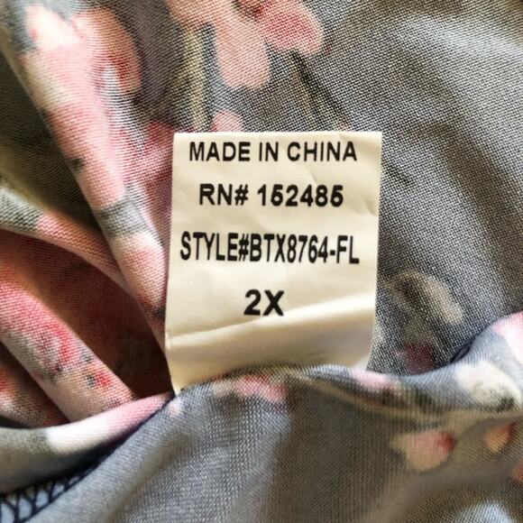 PaperMoon NWT Basima Back Detail Knit Top Beautiful Floral Tank Top Size 2X - Picture 11 of 13